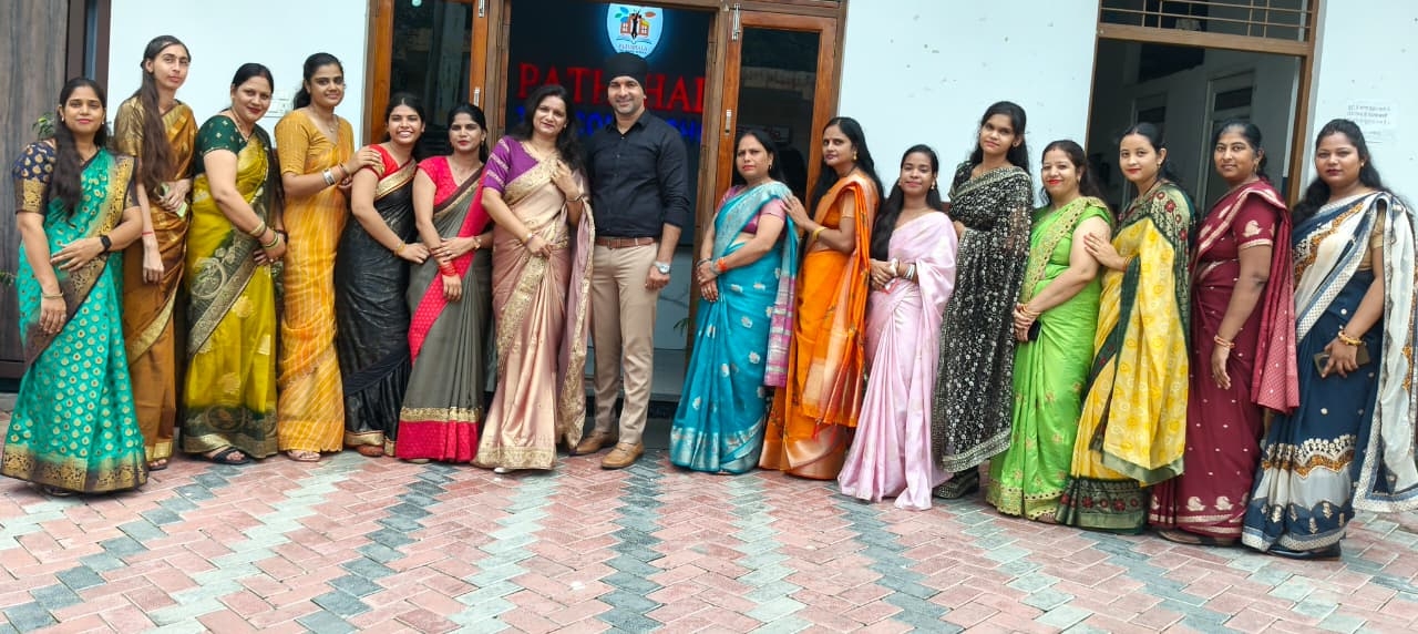 Our Dedicated Faculty - PATHSHALA THE ICONIC SCHOOL